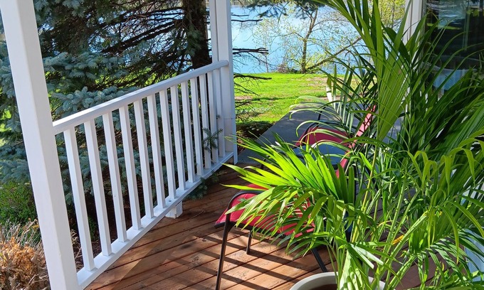 Poynette Condominio | Robin's Roost - A Lofted Condo on the Wisconsin River