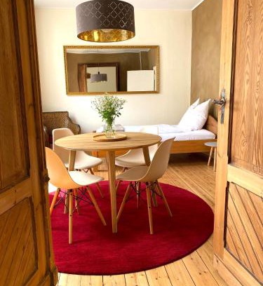 Detmold Apartamento | Robins Nest - Charmanter Altbau, zentral & ruhig, inkl Parkplatz