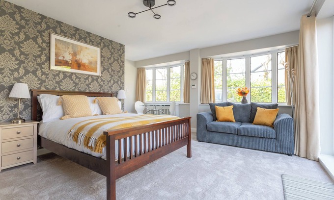 Offerton Cabaña | Robins Perch- Modern Cosy Cottage with Fantastic Garden View in a quiet location