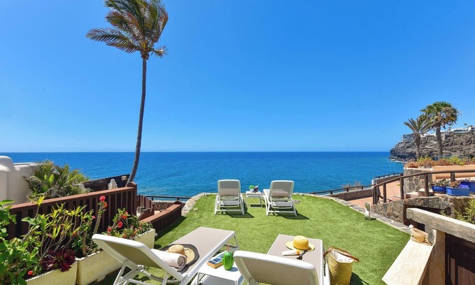 Playa del Aguila Apartamento | Roca del Mar 7 by VillaGranCanaria