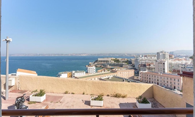 Saint-Lambert Apartamento | ROCCA BIANCA - Sur la roche face à la mer et la bonne mère