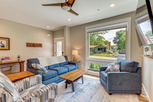 Rock Hall Casa | Rock Hall Retreat with Balcony Near Park and Marina!