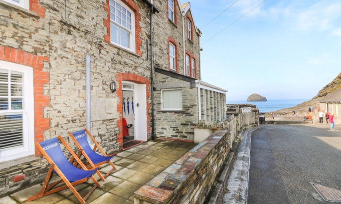 Trebarwith Strand Casa | Casa de la roca, TINTAGEL
