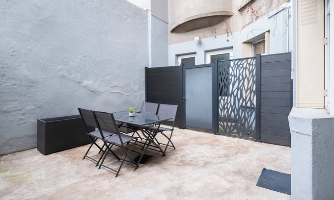 Nouvelle Ville Apartamento | Rock-In-Share- Le Bon Pasteur