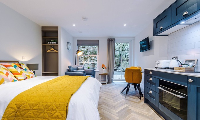 Stoney Middleton Apartamento | Estudio-Baño Privado-Studio with Terrace
