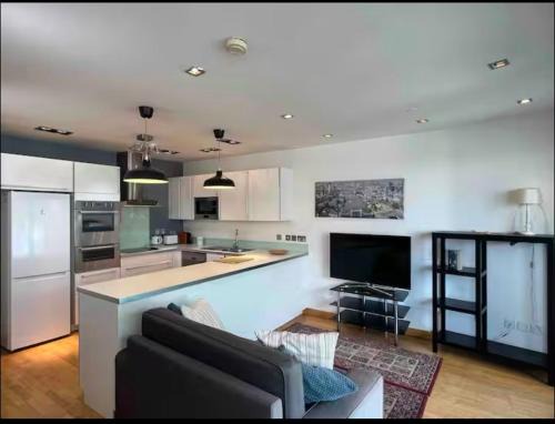 Gibraltar Apartamento | Rock view Apartment at ocean village