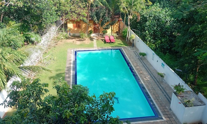 Hettimulla Villa | Rockery Villa Ayurveda