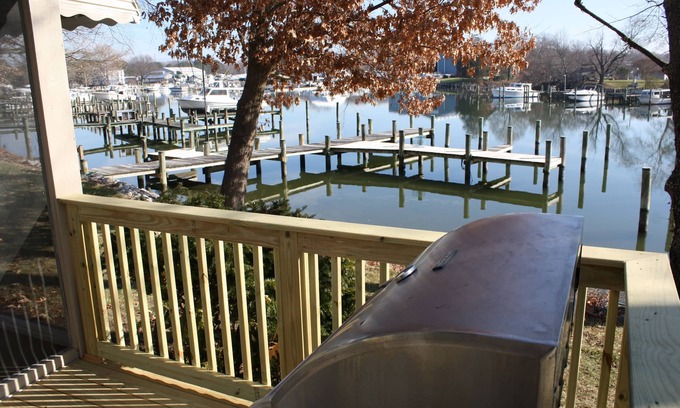 Deale Casa | Rockhold Creek Cottage, Frente al agua, Casa de vacaciones, Muelles