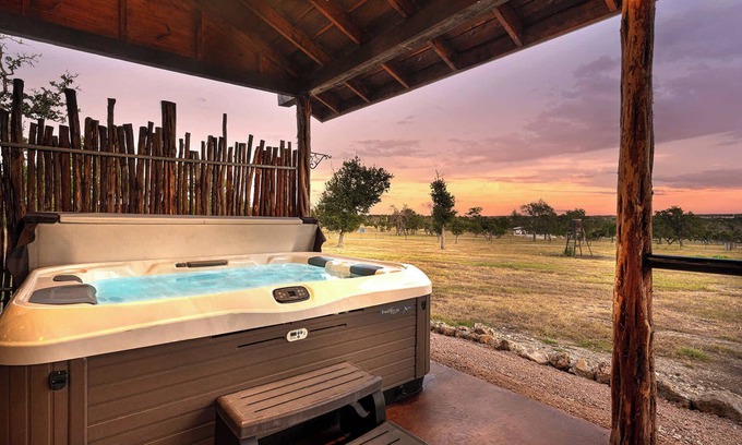 Fredericksburg Cabina | Rockin' R - Shooting Star Cabin