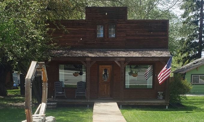 Sheridan Casa | Rockin S Cabin