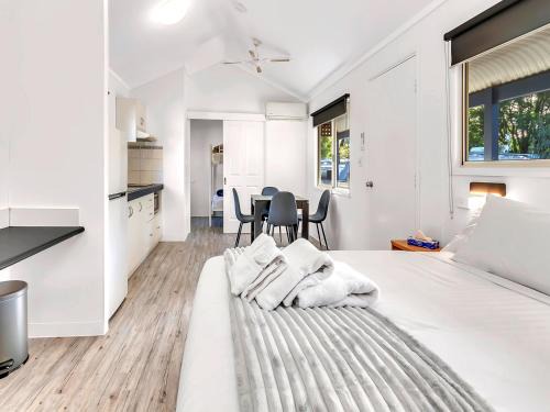 East Rockingham Otro | Rockingham Holiday Village