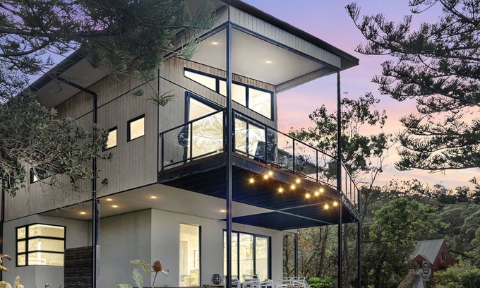 Coledale Casa | 'Rockpool' - Amazing Ocean Views w/ Direct Beach Access