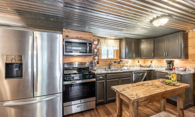 Ruidoso Cabaña | Rocky Mountain Cottage