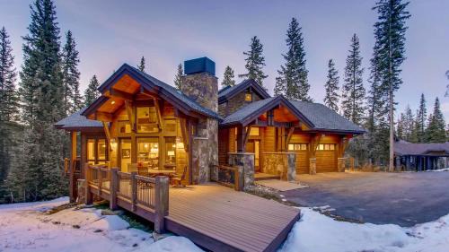 Boulder Ridge Casa | Rocky Mountain Lodge