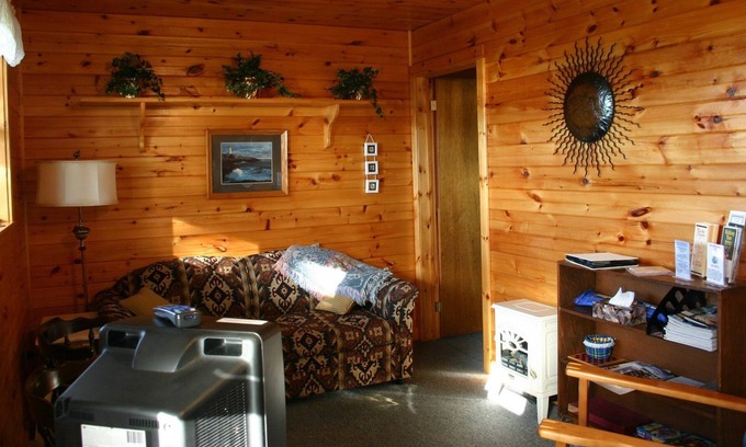 Port George Cabaña | Rocky Shores and Seals Cottages