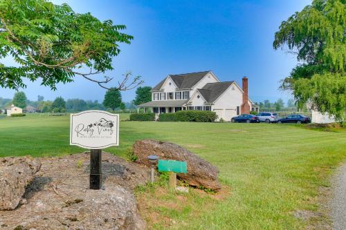 Leesburg Apartamento | Rocky Vines Wine Country Retreat with Fire Pit