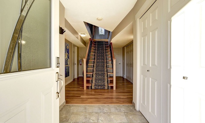 Central Okanagan Cama Y Desayuno | Rodee Homestay