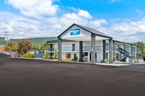 Dalton Hotel | Rodeway Inn Dalton South