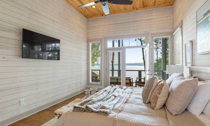 Dadeville Casa | Rod’s Place at Lake Martin!