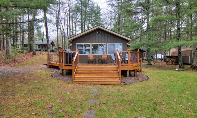 Hayward Cabina | Rolly's Lane Resort on Grindstone Lake! 15 minutes to Hayward