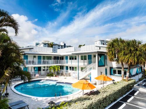 East Fort Lauderdale Hotel | Rolo Beach Hotel