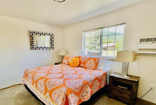 Downtown Leavenworth Casa | Roma's Luxe Cottage