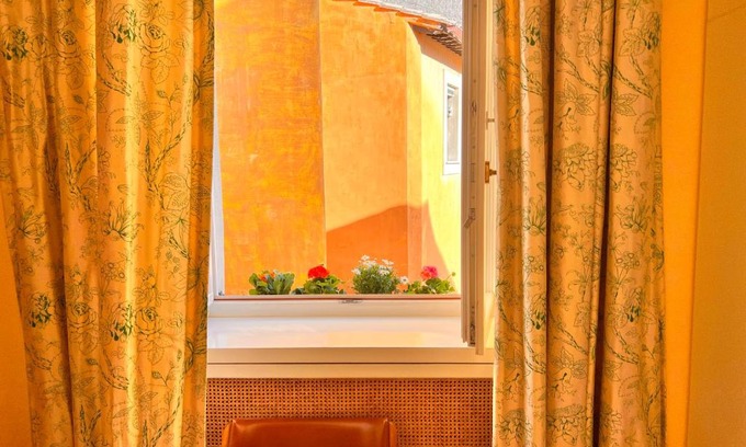 Rione XI Sant'Angelo Apartamento | Affascinante Penthouse, Roma Segreta (Ghetto)