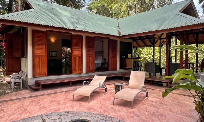 Cocles Villa | Geckoes Lodge: piscina deslumbrante romántica de lujo y piscina privada descalzo