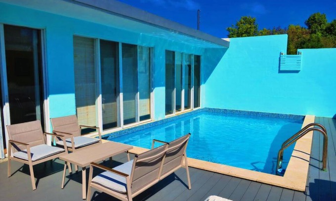 Cabes Point Apartamento | Romantic 1BR condo & private pool @Sapphire Beach IX