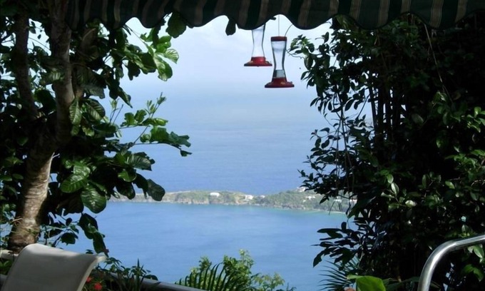 St. Thomas Apartamento | Romántico y privado ubicado en lo alto de la montaña de San Pedro