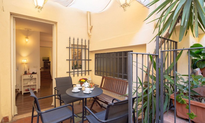 Santa Croce Apartamento | Romantic apartment close to Palazzo Vecchio