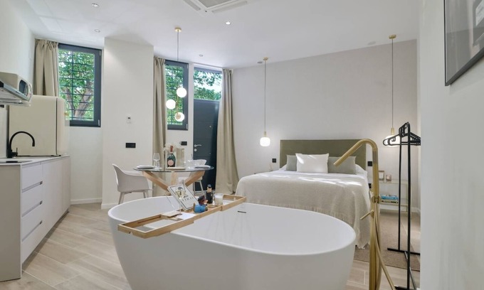 Poblats Maritims Apartamento | Romantic Apartment N1 Oceanografico Virkin Suites