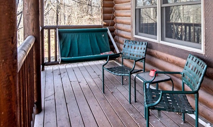 Fredericktown Casa | Romantic Cabin in Magical Surroundings near Mount Vernon, Ohio
