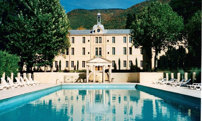 Montbrun-les-Bains Apartamento | Estancia romántica en un castillo en el Ródano