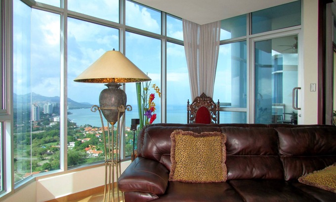 Playa Coronado Condominio | Romantic Condo overlooking Golf course and Pacific ocean