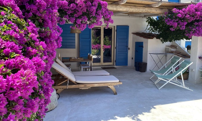 Chiessi Casa | Cottage romántica en la costa del sol a 80 m del mar ro. Chiessi