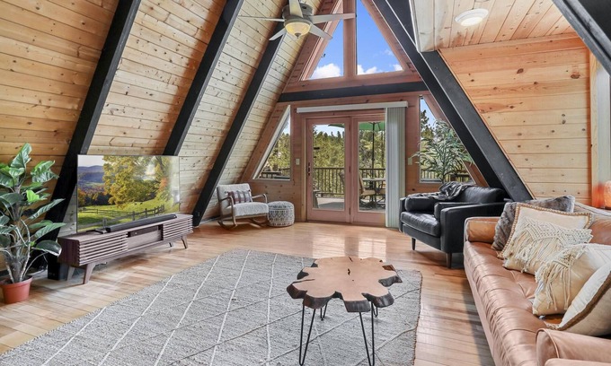 Whispering Pines Cabina | Romantic Cozy A-Frame in Whispering Pines!