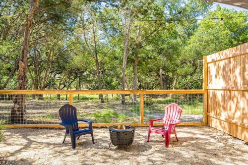 Hays County Casa | Romantic Driftwood Tiny Casita w Country Views
