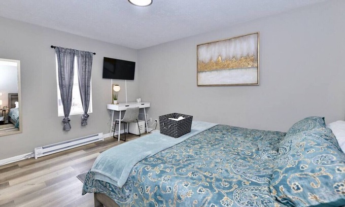 Fountain Square Casa | Romantic Fountain Square Escape - Perfect Date Night