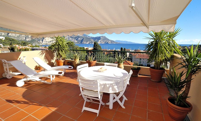 Cap-Ferrat Apartamento | Romántica Piso con espectaculares VISTAS AL MAR WI-FI Y APARCAMIENTO