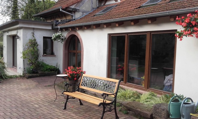 Langensoultzbach Casa | ROMANTIC GARDEN GITE