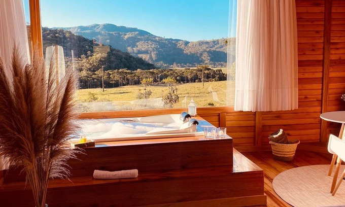 Rancho Queimado Chalet De Esquí | Romantic Getaway with Jacuzzi and Breakfast in Rancho Queimado