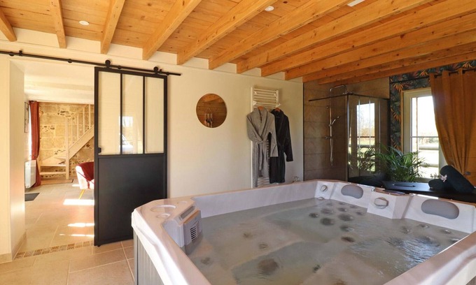 Le Sap Cabaña | Escapada Romántica: Casa con Spa y Jardín Privado en la Tranquilidad Normanda