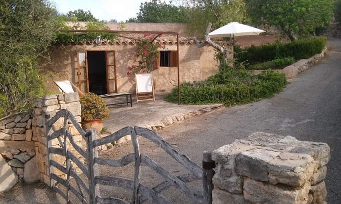s'Alqueria Blanca Cabaña | CASITA ROMÁNTICA CON VISTAS AL MAR PARA 2 PERSONAS