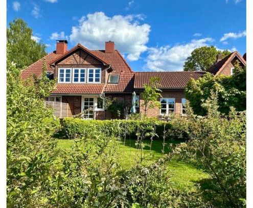 Schashagen Apartamento | Romantic house in charming village