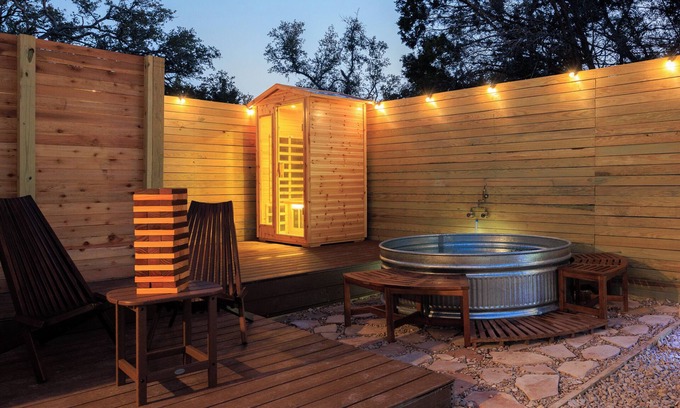 Wimberley Complejo | Romantic Luxury Retreat-hot/cold pool & sauna