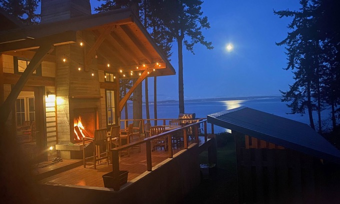 Hansville Casa | Escapada espectacular, privada y romántica frente al mar en Puget Sound - 4 plazas
