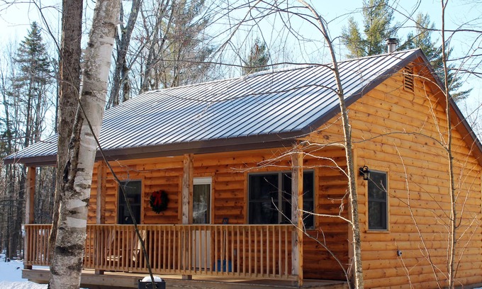 Jeffersonville Cabina | Romantic One-Bedroom Cabin Near Smuggler's Notch