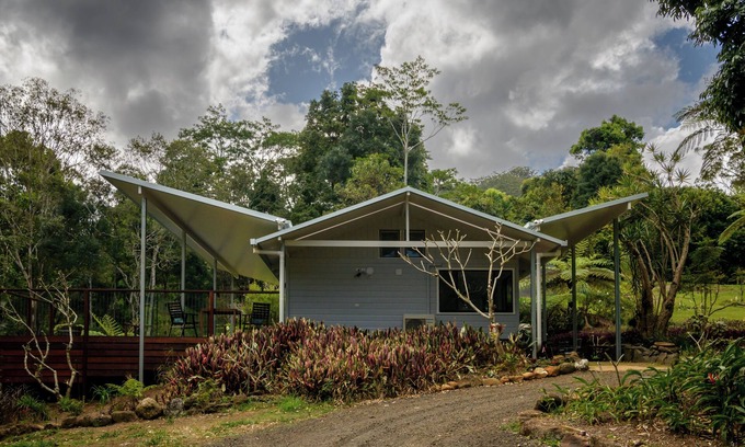 Upper Coopers Creek Cabaña | Romantic Pool House for Couples | PRIVATE Pool & Deck in the Byron Hinterland