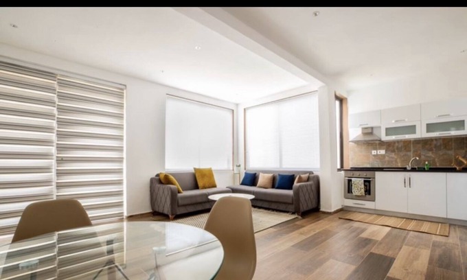 Santeo Apartamento | Romantic Retreat With Pool/ Wifi At PamVEstates #7